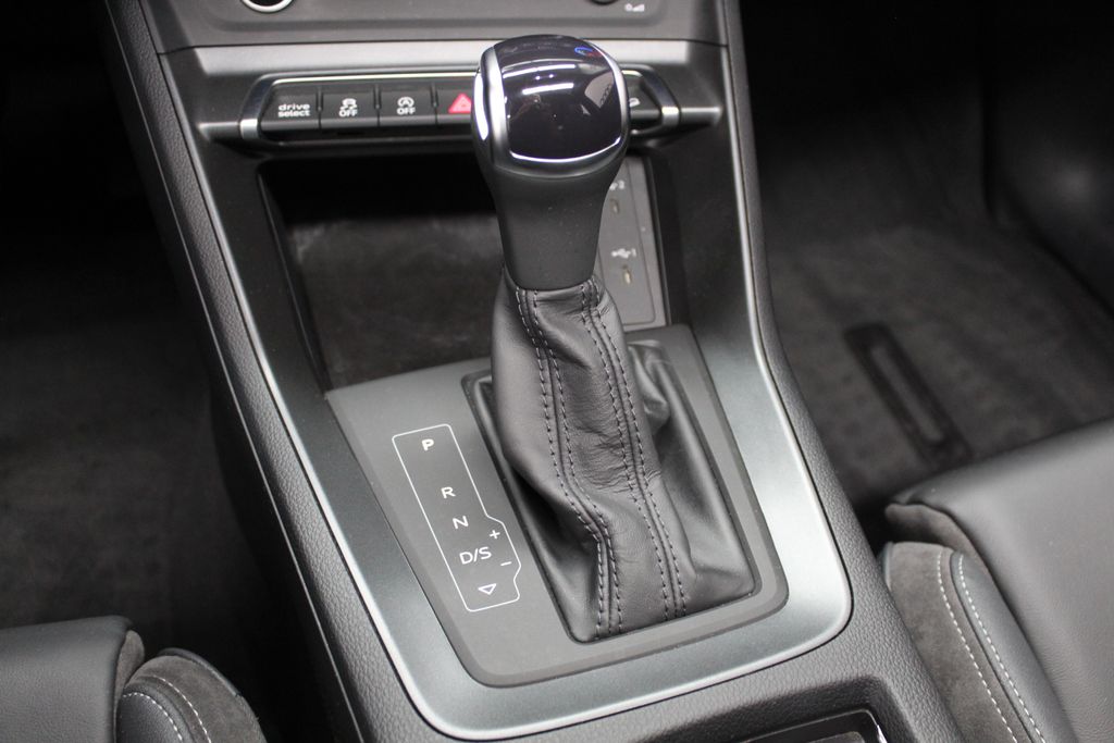 2023 Audi Q3 Premium 16