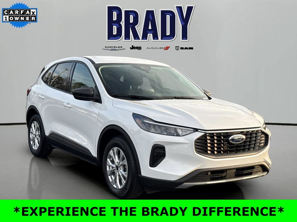 Oxford White 2025 Ford Escape Active FWD SUV / Crossover Front-Wheel Drive 8-Speed Automatic