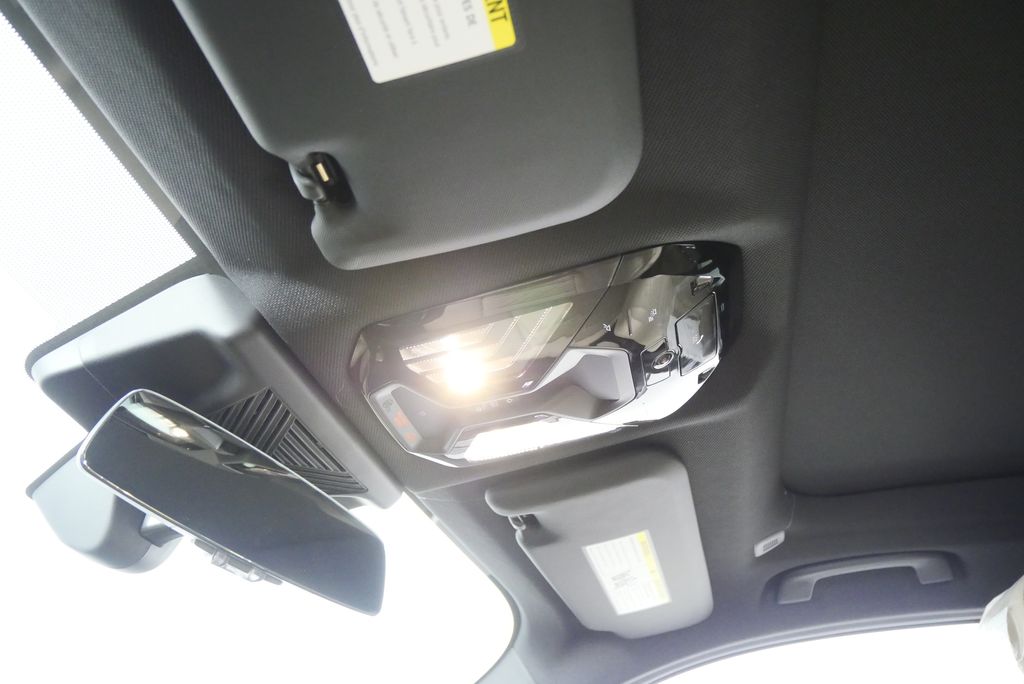 Thumbnail: 2025 BMW X3 - 21