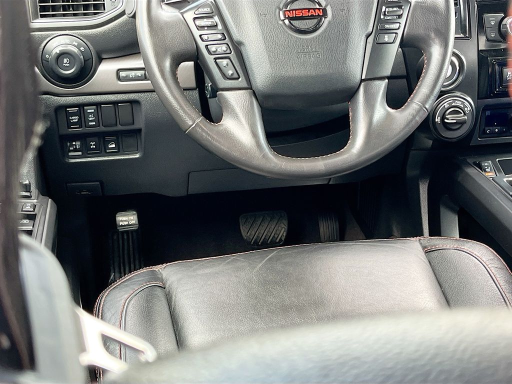 Used 2022 Super Black Nissan PRO-4X image 23