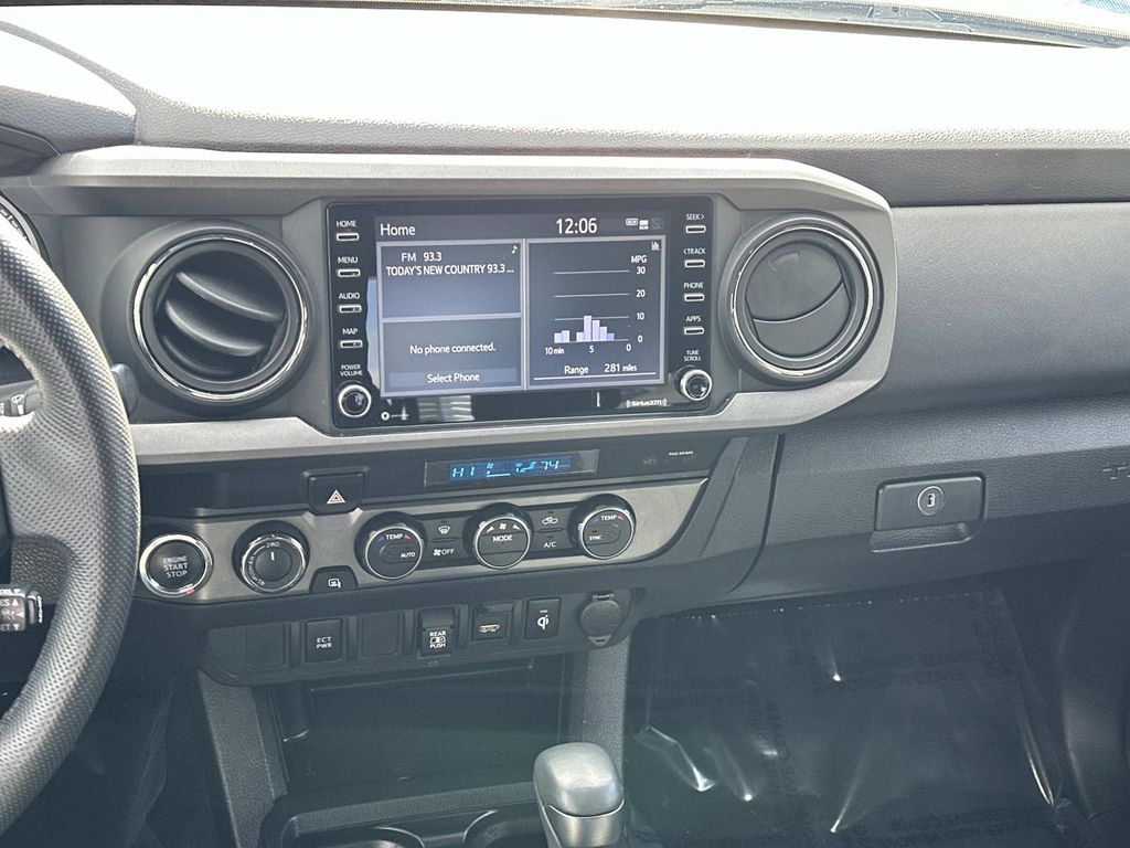 Thumbnail: 2023 Toyota Tacoma - 31