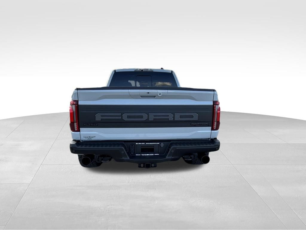 View vehicle photo 5