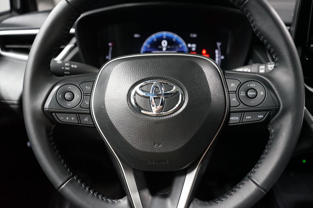 Thumbnail: 2026 Toyota Corolla Cross - 12