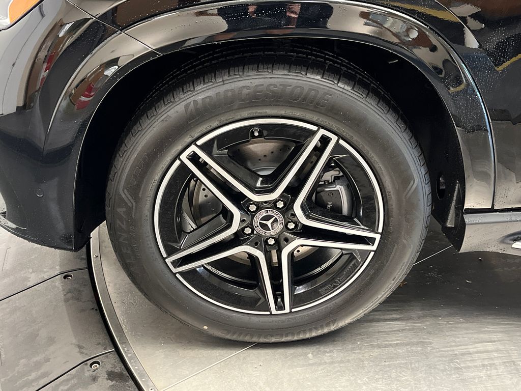 2025 Mercedes-Benz GLE 450 10
