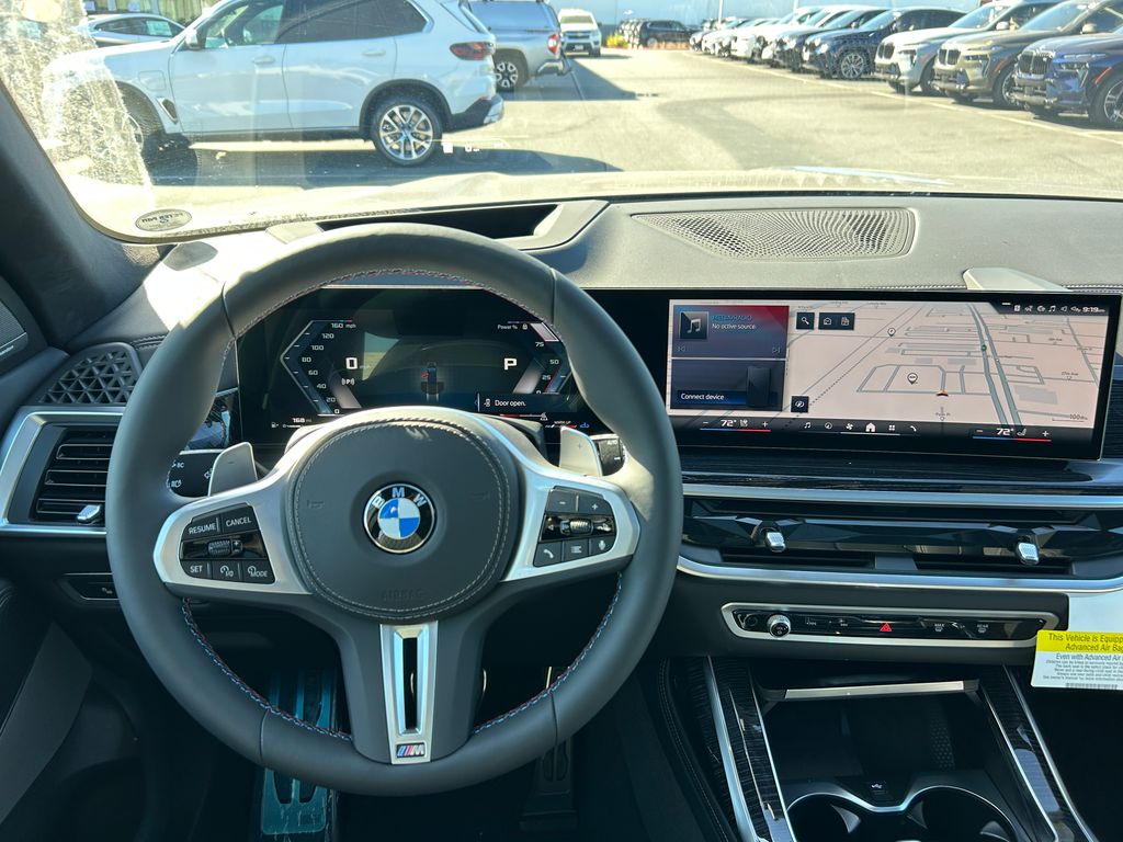 Thumbnail: 2026 BMW X7 - 17