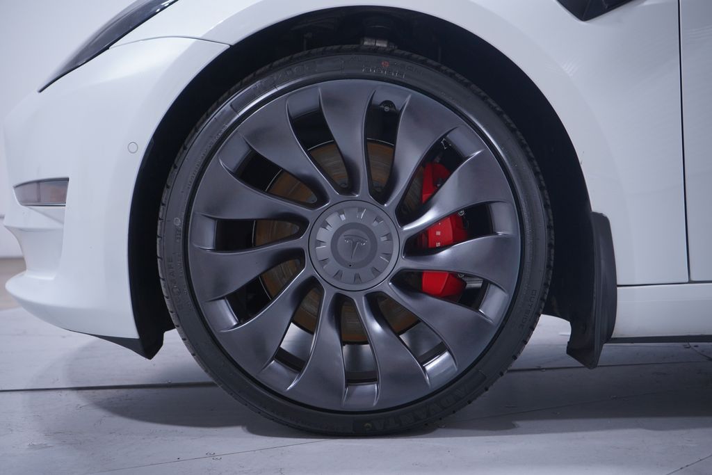 Thumbnail: 2022 Tesla Model 3 - 2