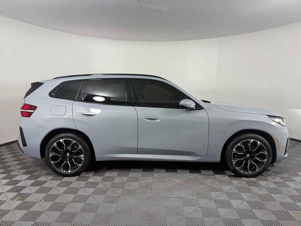 Thumbnail: 2025 BMW X3 - 4