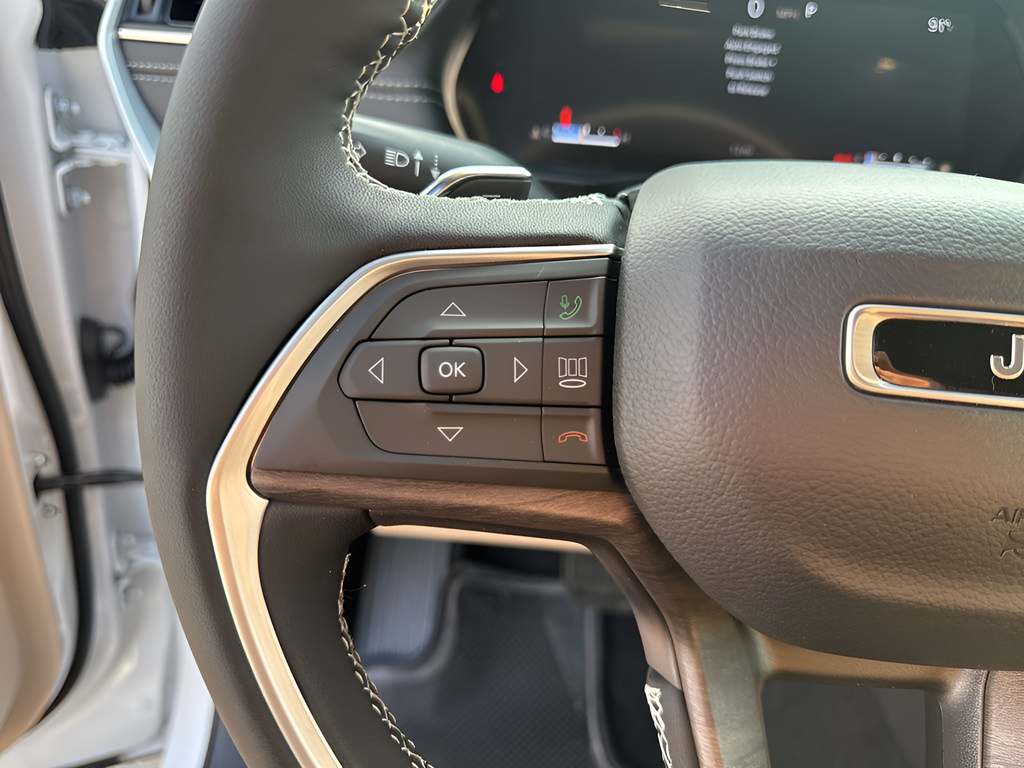 New Car 2025 Jeep Grand Cherokee L  Limited For Sale In Austin, Texas