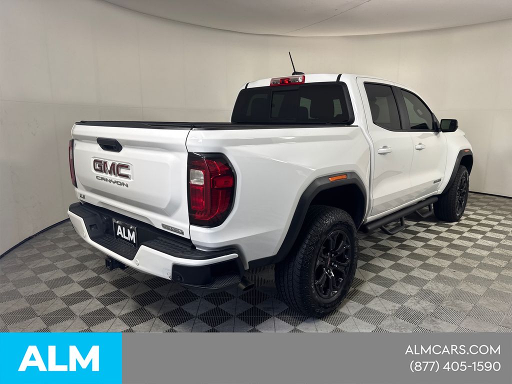Used 2024 White GMC Elevation image 6