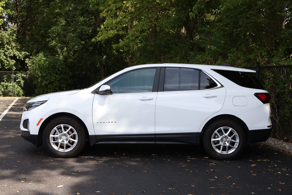 Thumbnail: 2024 Chevrolet Equinox - 4