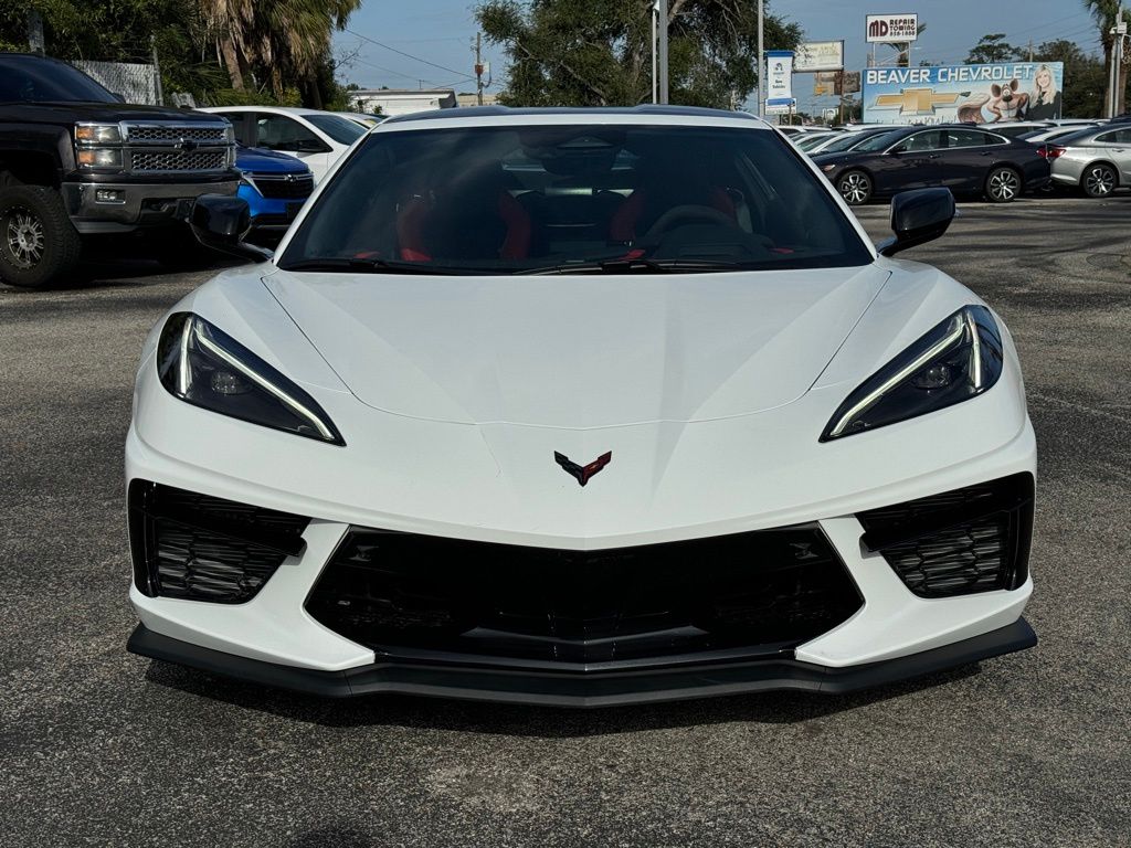 2025 Chevrolet Corvette Stingray 3