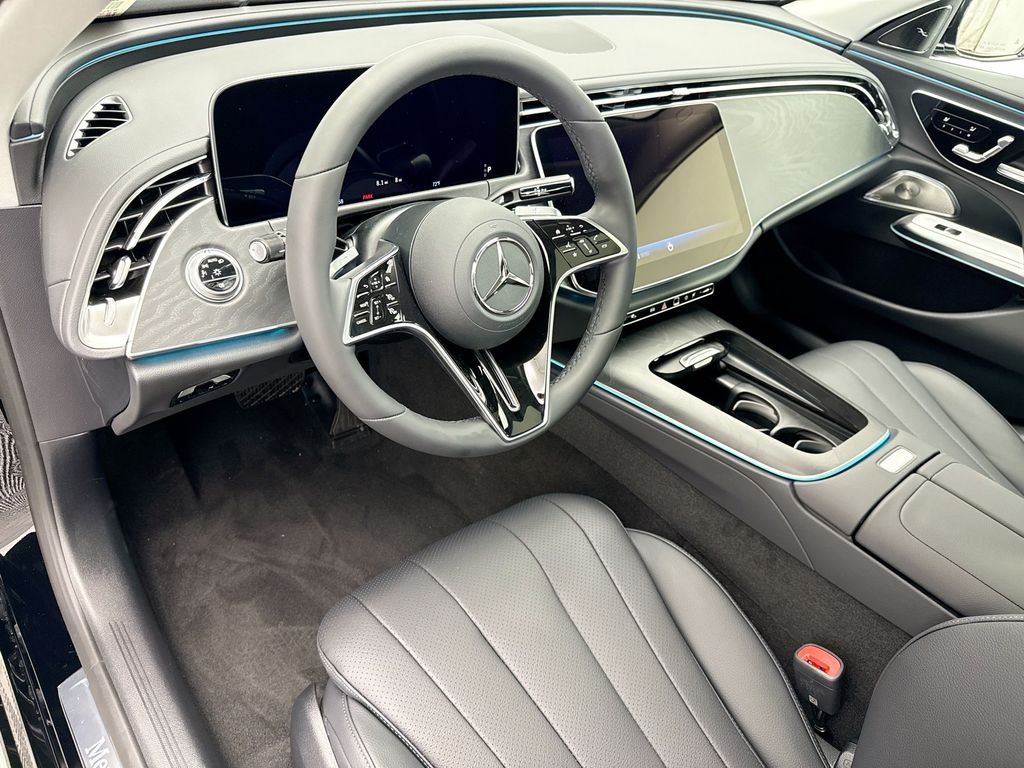 Thumbnail: 2026 Mercedes-Benz E-Class - 9