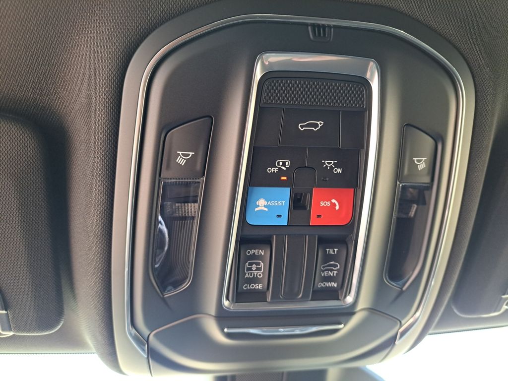 New Car 2025 Jeep Grand Cherokee  Altitude X For Sale Under $40,000 In Austin, Texas