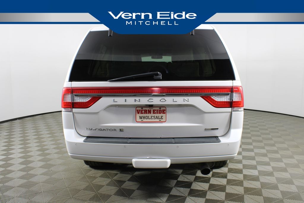 Used 2016 Lincoln Navigator L for sale in 