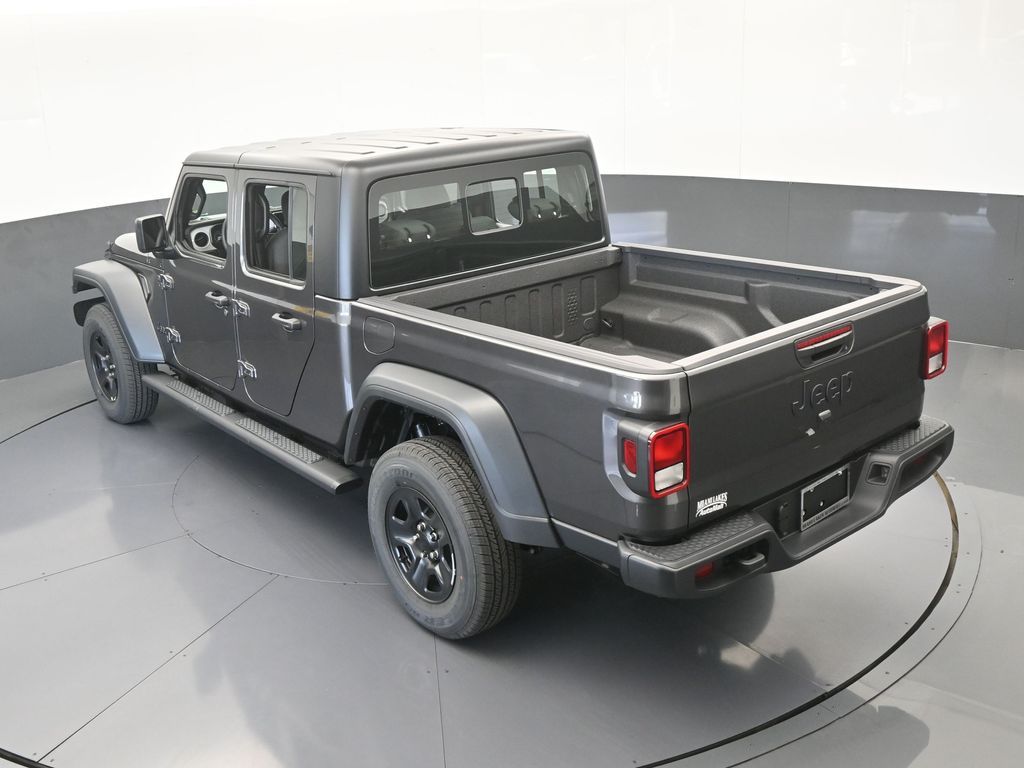 New 2026 Granite Crystal Metallic Clearcoat Jeep Sport image 40