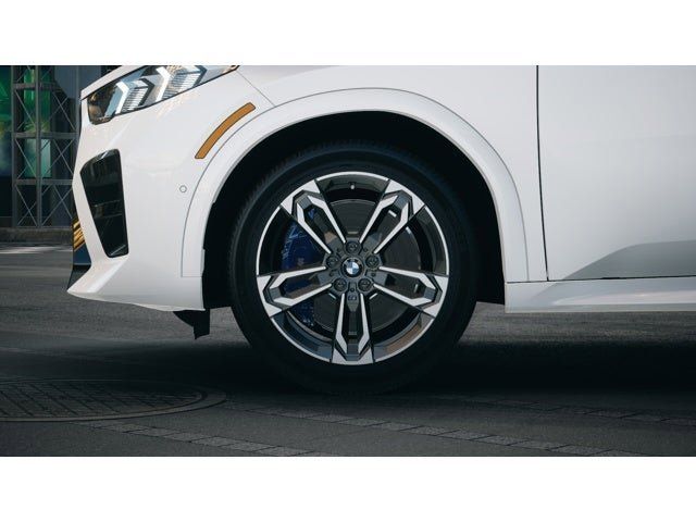 2025 BMW X2 xDrive28i 7