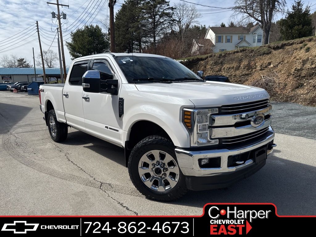 2019 Ford F-250 Super Duty Lariat Crew Cab 4WD