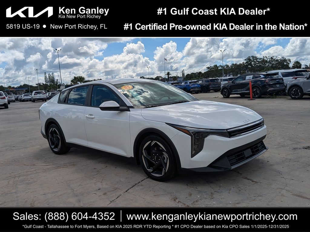 Snow White Pearl 2025 Kia K4 Sedan Front-Wheel Drive Continuously Variable Transmission