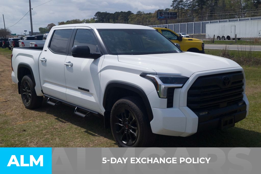 Used 2024 Ice Toyota SR5 image 3
