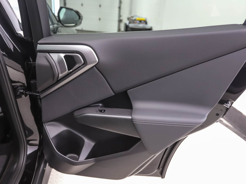 Thumbnail: 2026 BMW X3 - 26