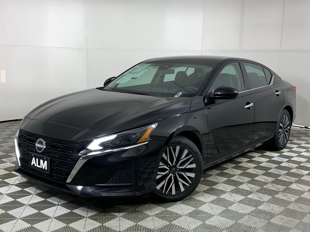 2023 Nissan Altima SV