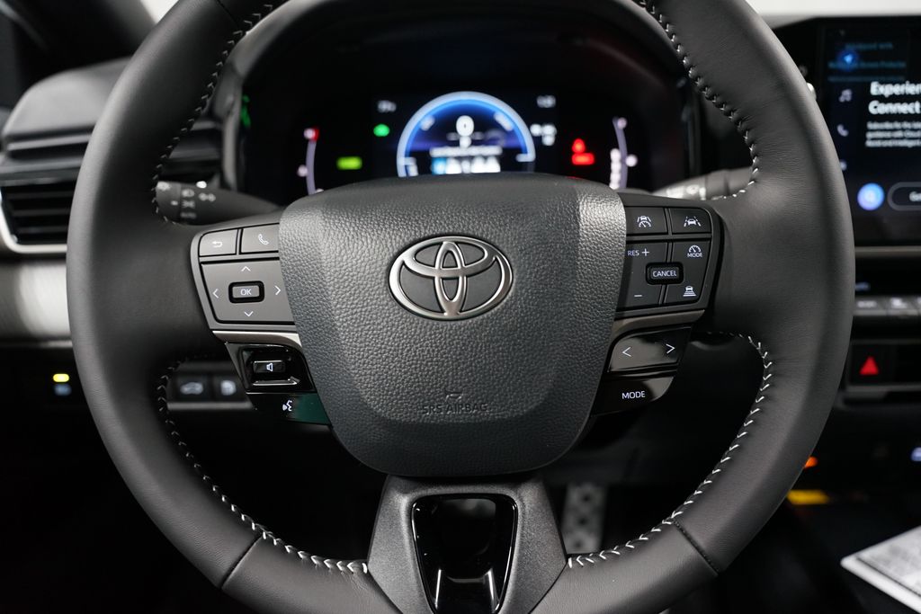 Thumbnail: 2026 Toyota Camry - 12