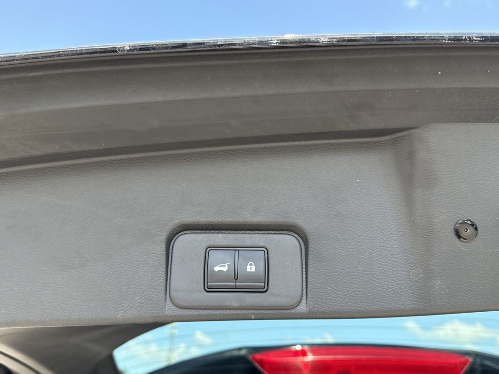 Used 2023 Nissan Rogue SUV