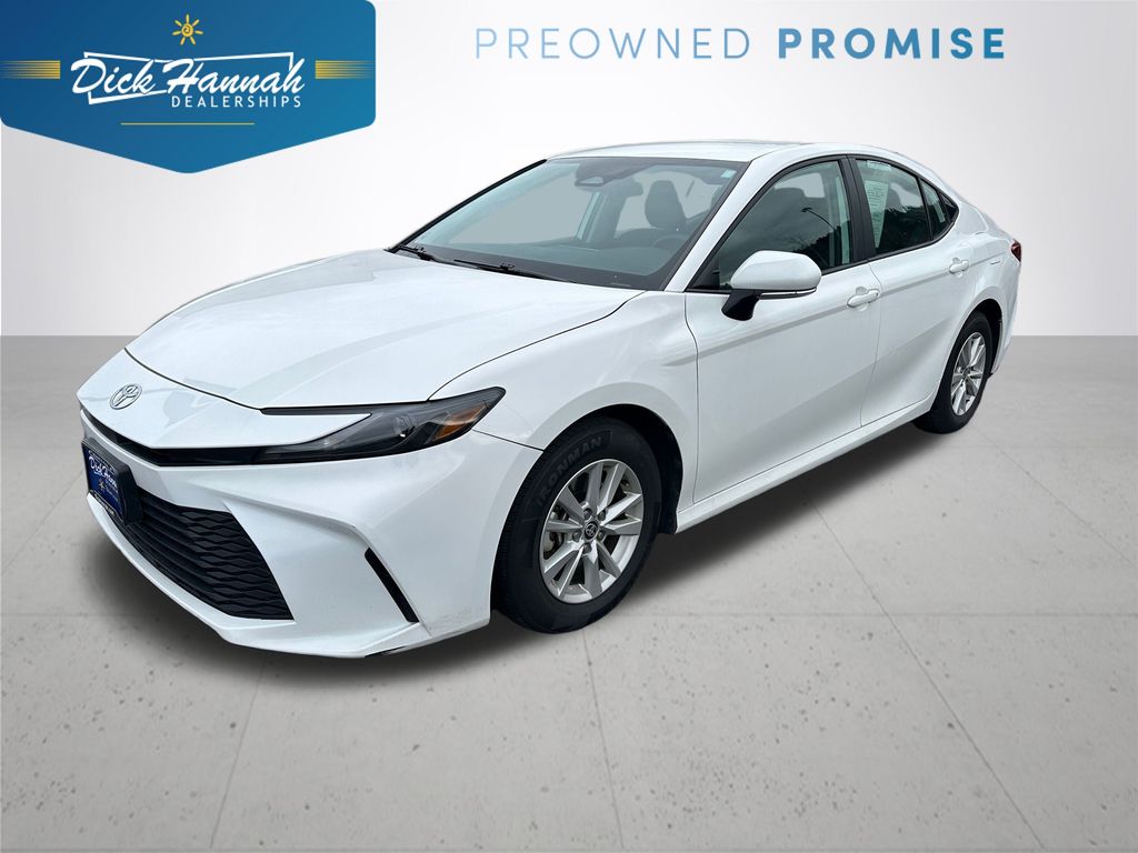 2025 Toyota Camry LE