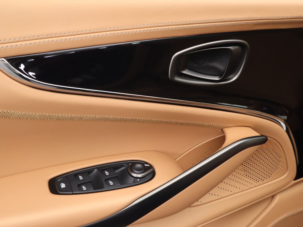 Thumbnail: 2026 Aston Martin DBX - 24