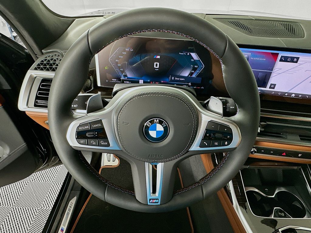 Thumbnail: 2026 BMW X7 - 10