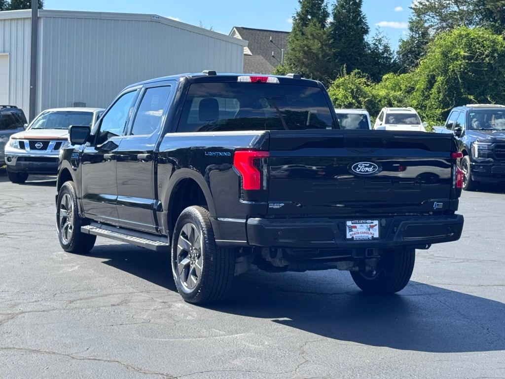 FordF-150 Lightning16