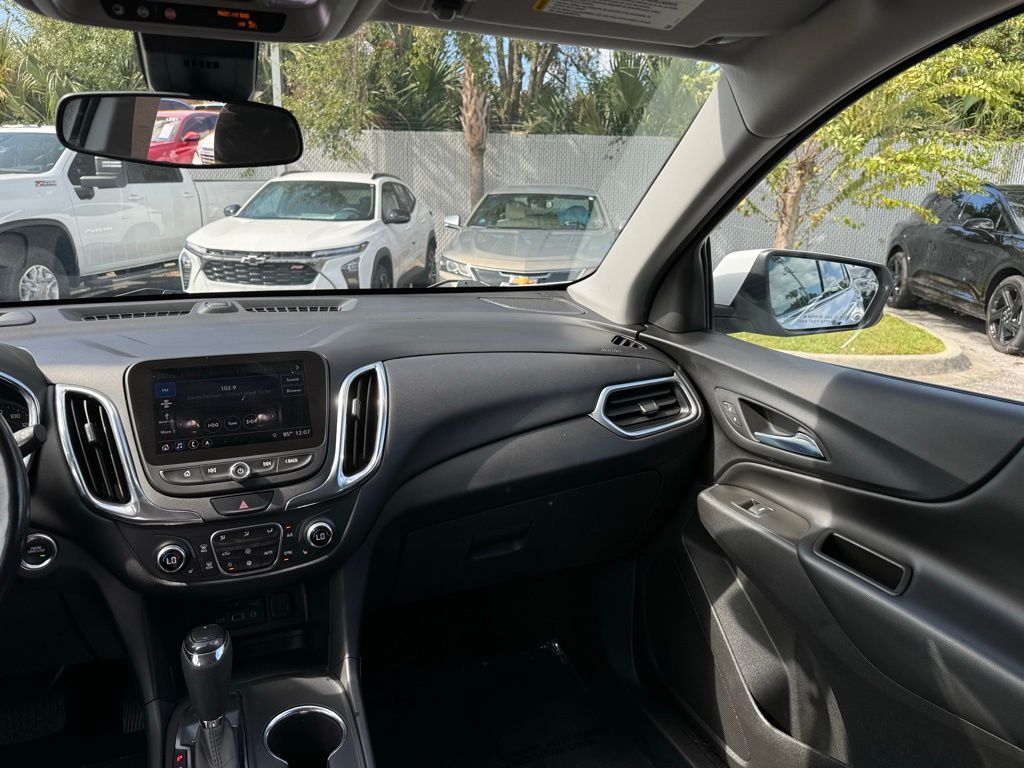 2020 Chevrolet Equinox LT 22