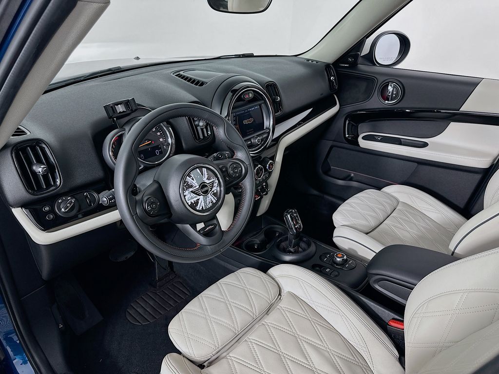 2020 MINI Cooper Countryman Signature 9