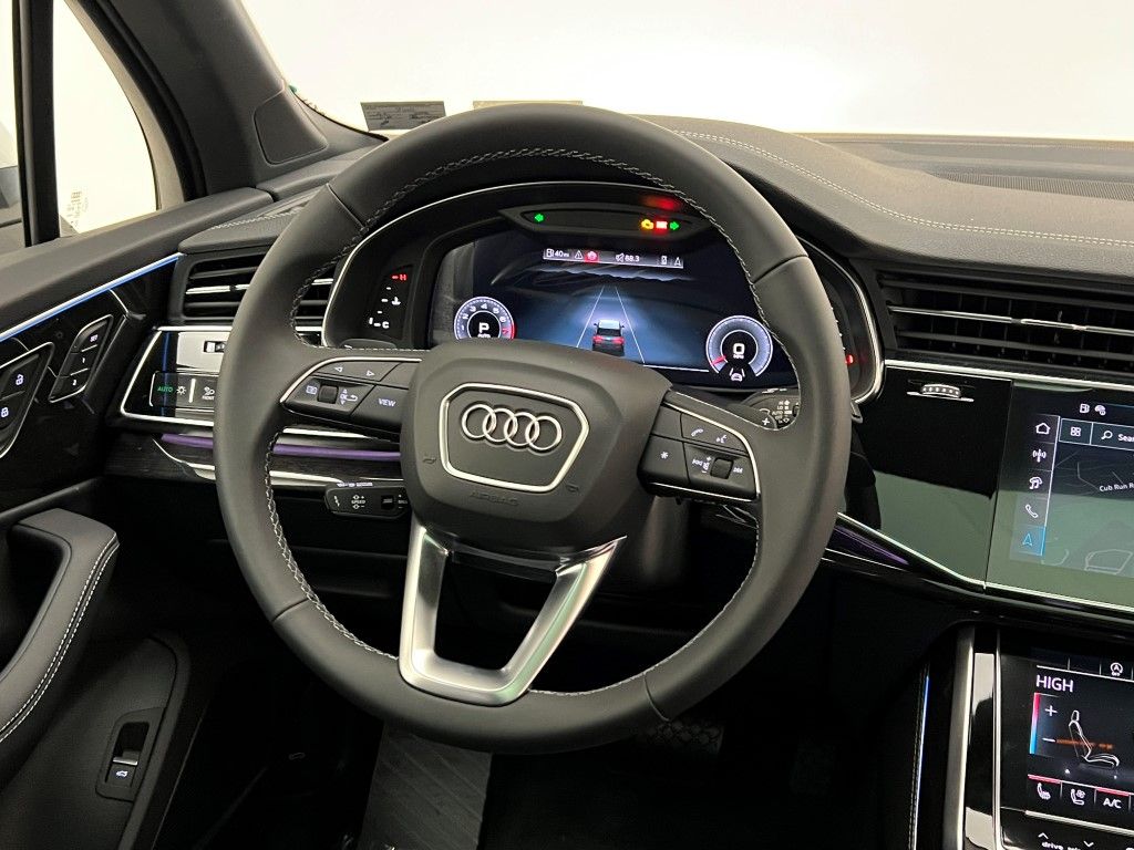 Thumbnail: 2026 Audi Q7 - 21