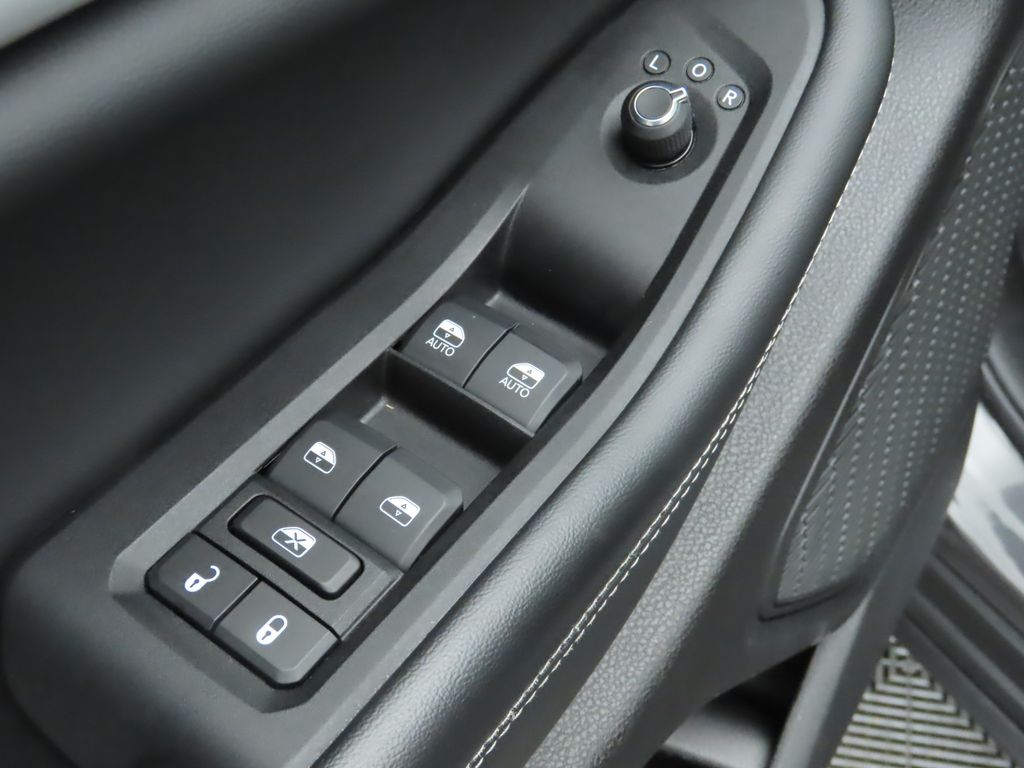 2023 Jeep Grand Cherokee L Limited Edition 24