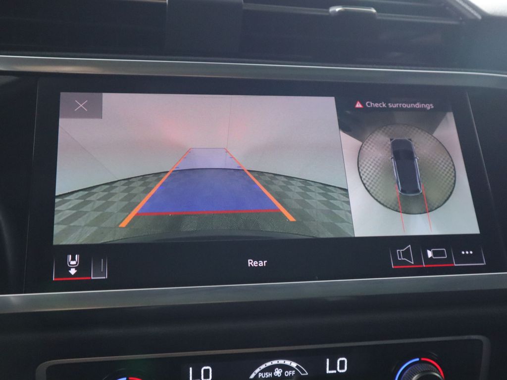 Thumbnail: 2023 Audi Q3 - 16