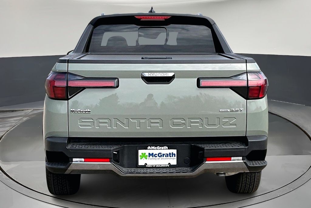 New 2025 Green Hyundai Limited image 4