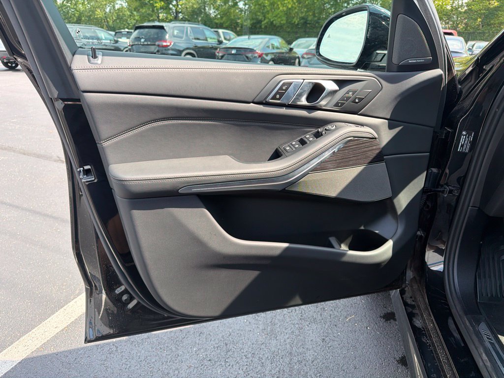 Thumbnail: 2026 BMW X5 - 18