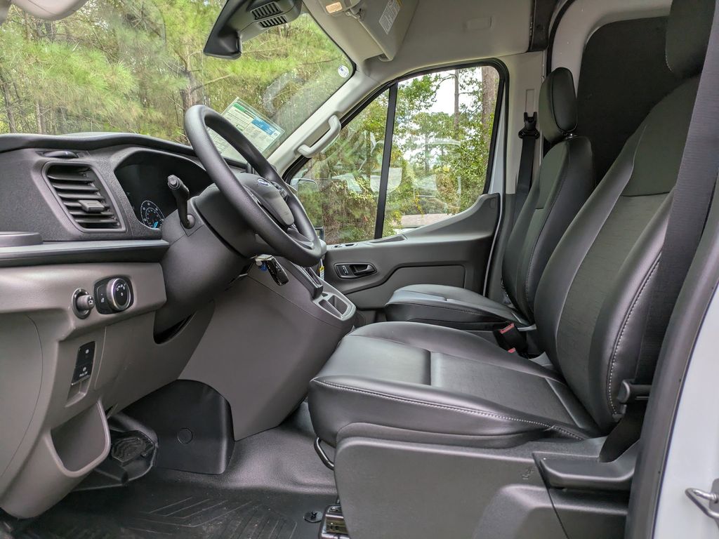 2025 Ford Transit-250 Cargo Van 