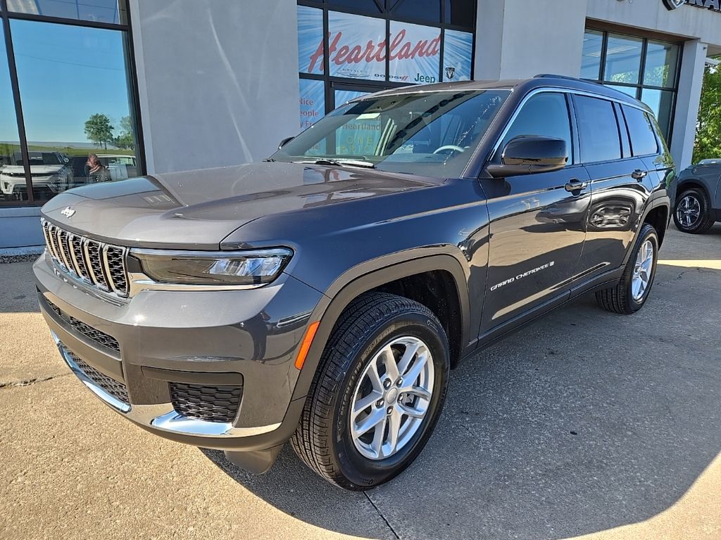 View vehicle photo 2