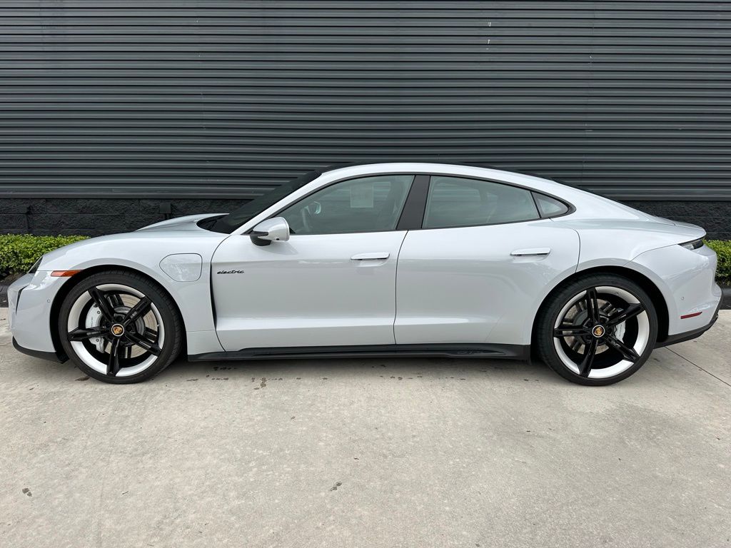Thumbnail: 2024 Porsche Taycan - 2