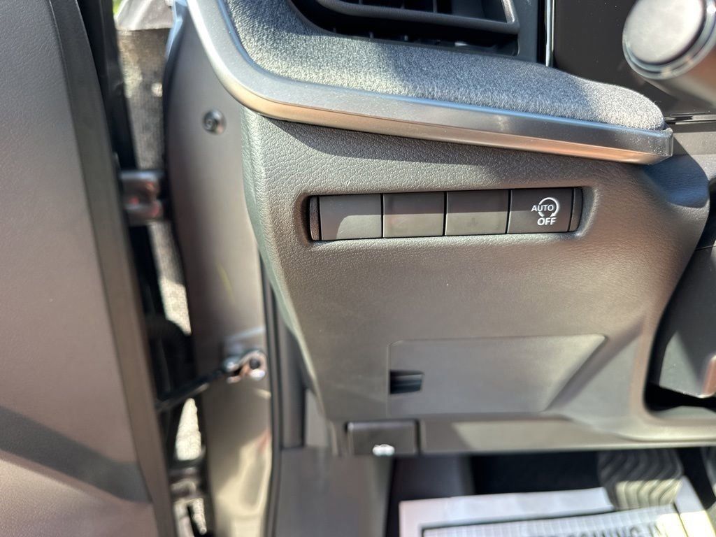 2025 Gun Metallic Nissan Kicks SV FWD SUV