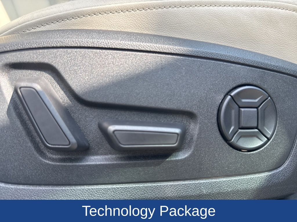 2021 Audi Q3 quattro S line Prem Plus 45 TFSI