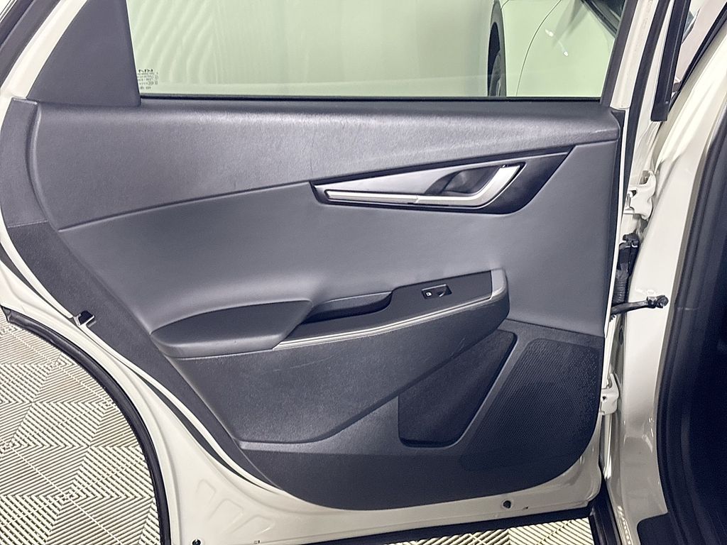 2024 Kia EV6 Light