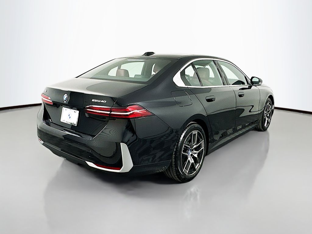 Thumbnail: 2025 BMW i5 - 5