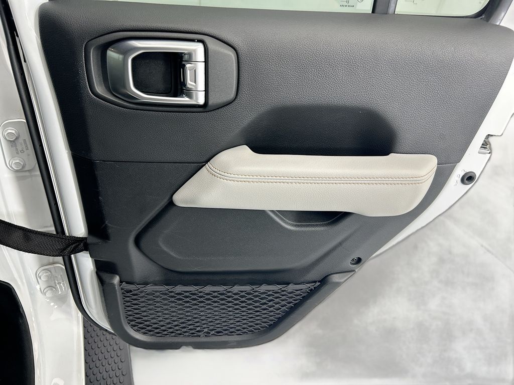 Thumbnail: 2023 Jeep Wrangler - 26