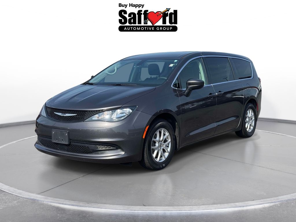 2021 Chrysler Voyager LX