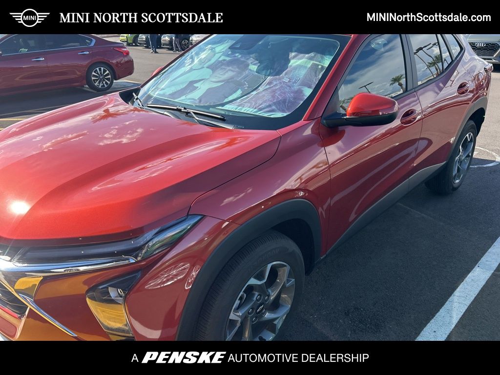 Thumbnail: 2024 Chevrolet Trax - 1