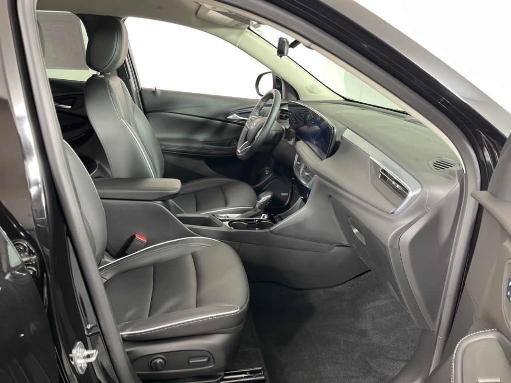 Thumbnail: 2025 Buick Encore GX - 5