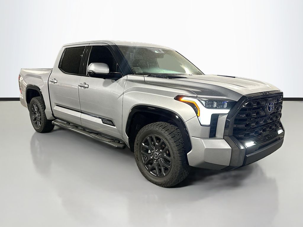 2022 Toyota Tundra Hybrid Platinum HV CrewMax Cab 4WD